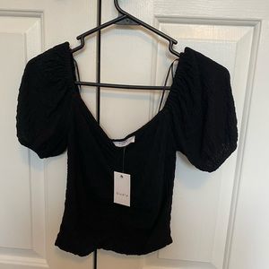Black puff sleeve crop top